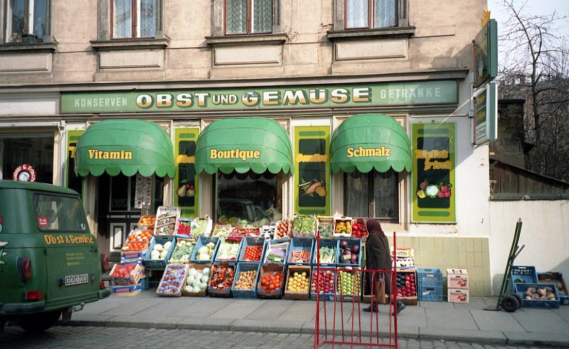 Dresden-Äußere Neustadt, Hechtstr. 18, 22.3.1995.jpg